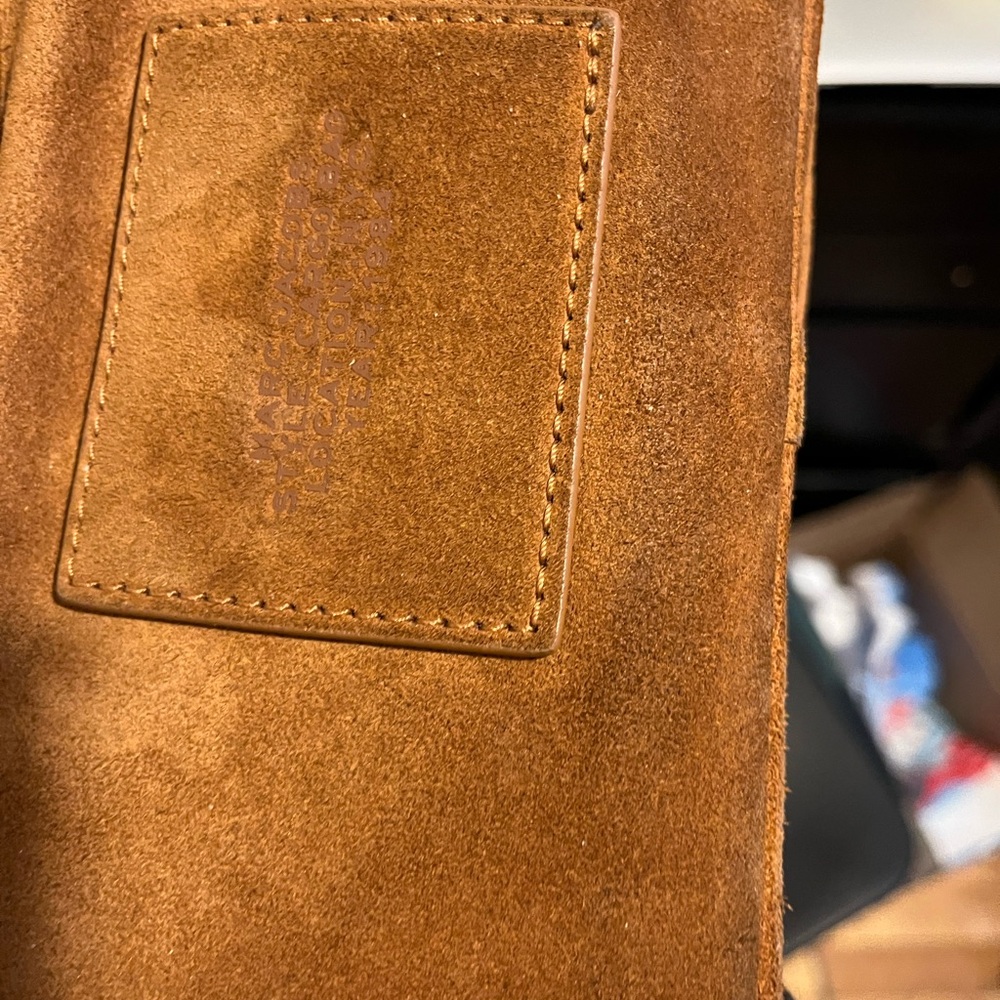 Marc Jacobs The Cargo Bag in Suede - Picture 3 of 14